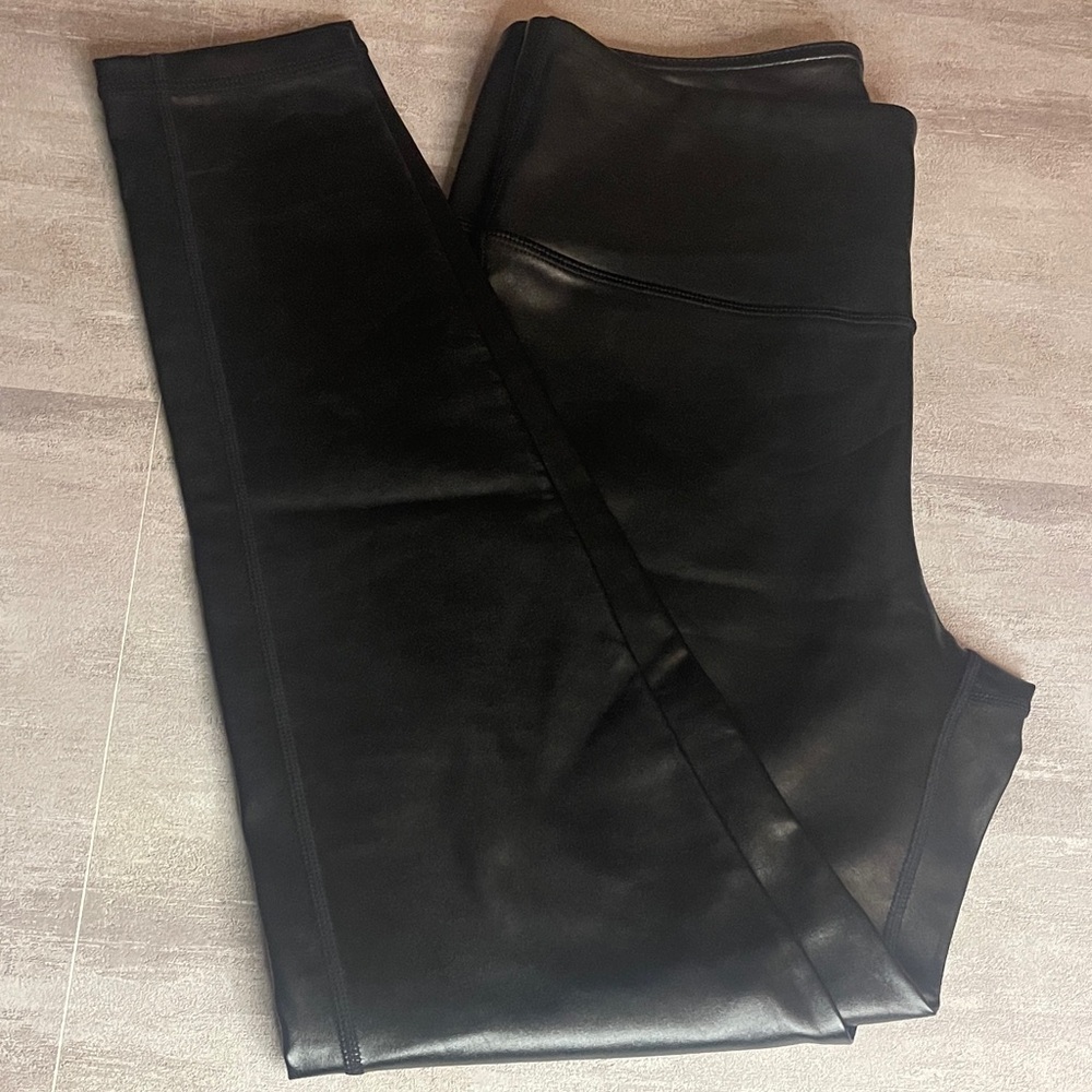 Mono B Black Faux Leather Leggings - Picture 4 of 8